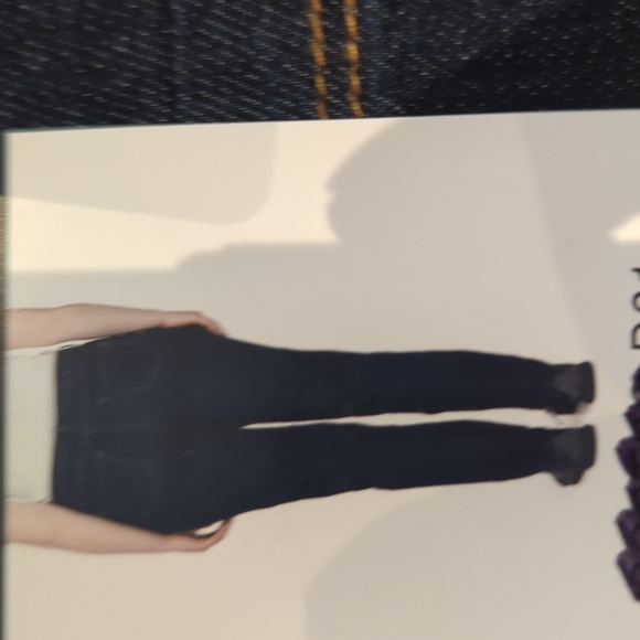 Sz 4 Realtree Women's Jeans - Picture 3 of 7